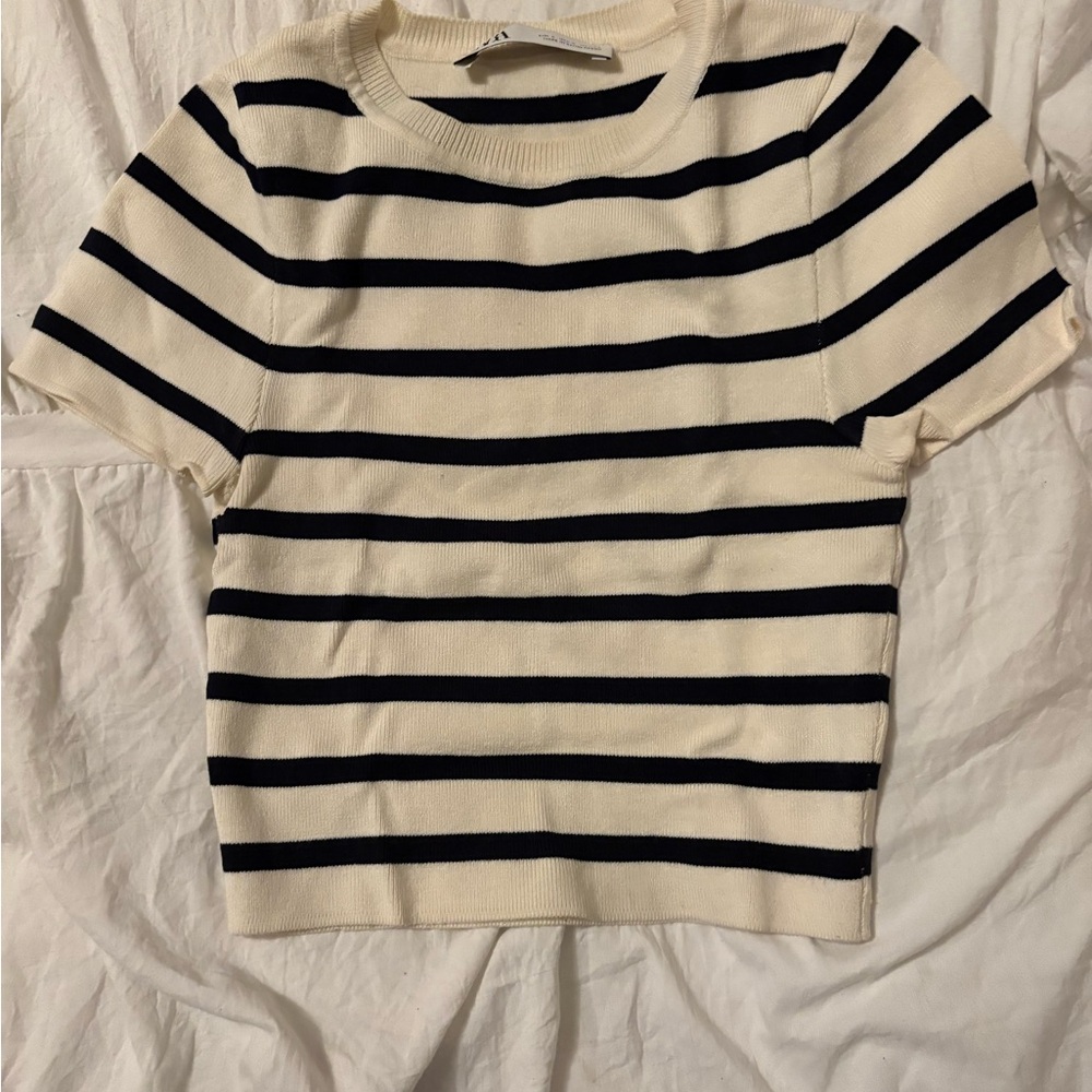 Zara Black and Cream Striped Knit Top